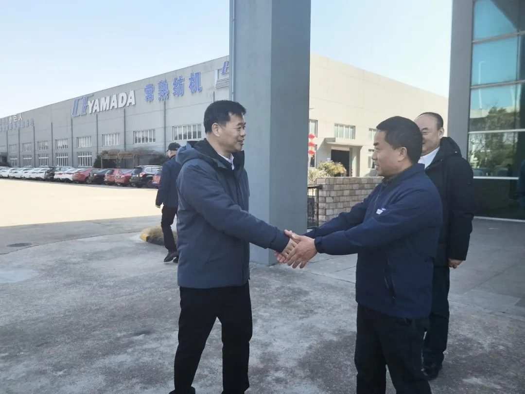 Ҳукумат ва корхонаҳо бояд кӯшишҳои худро барои эҷоди муҳаррики тавоно барои рушд муттаҳид кунанд